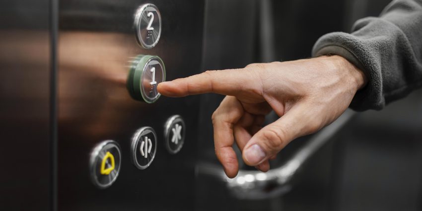 limpieza del ascensor