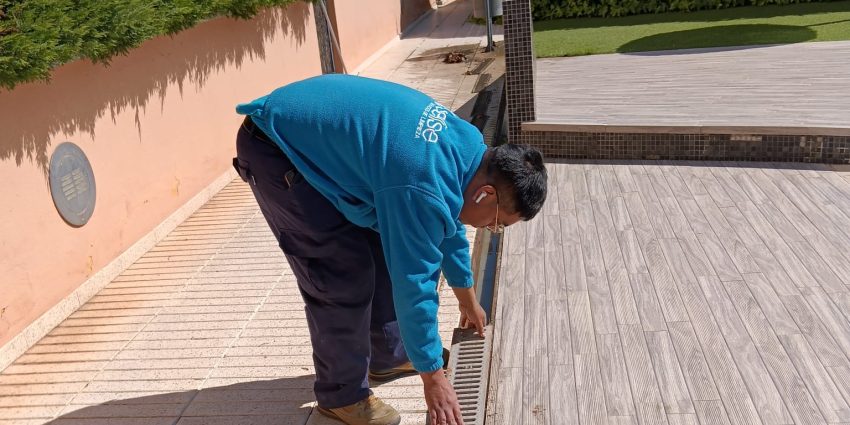 5 problemas que aparecen en las comunidades cuando llega el verano (y cómo evitarlos)